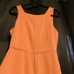 New coral capris jumpsuit with cute open back 🌟